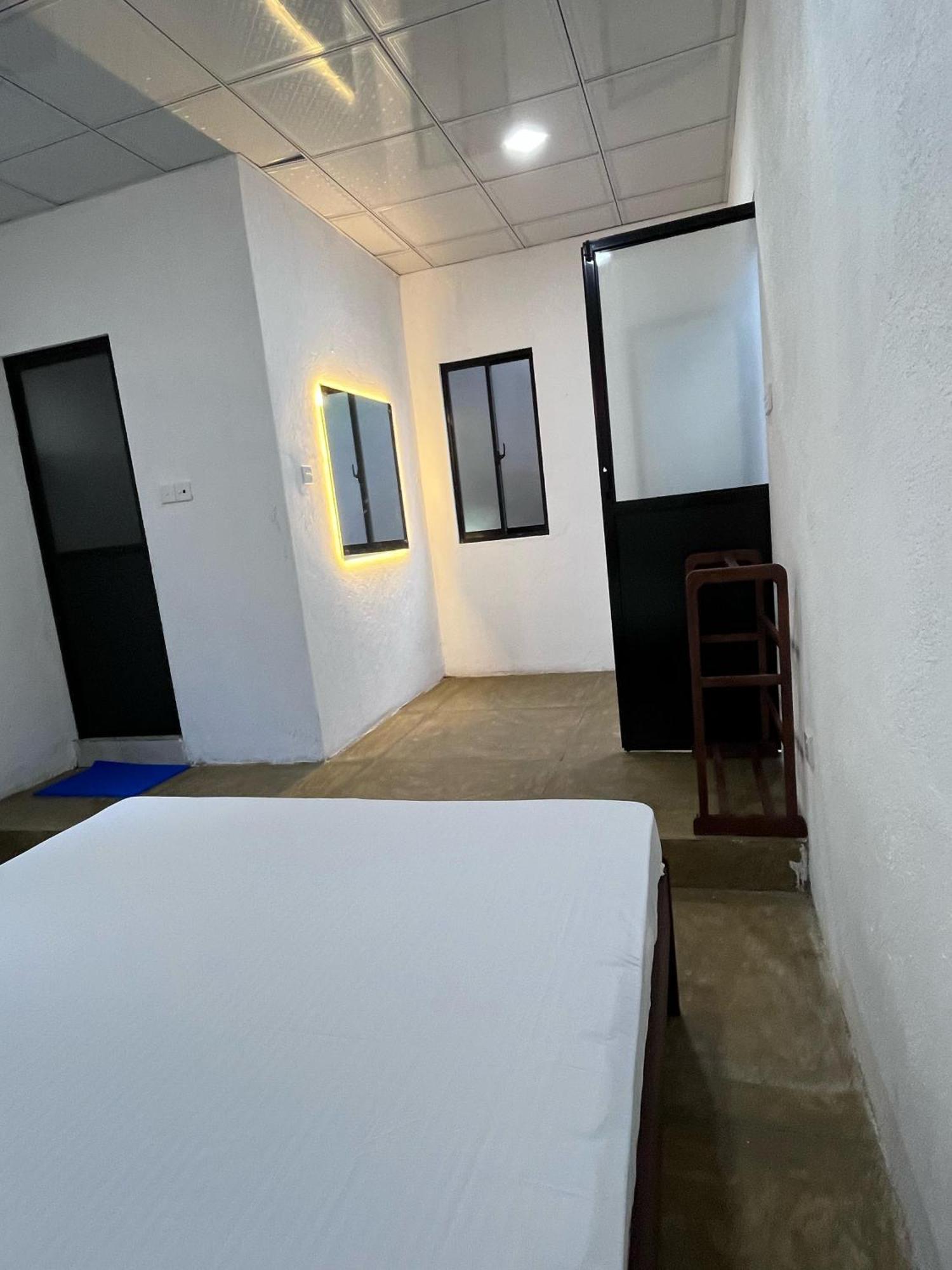Unawatuna White Villa Экстерьер фото